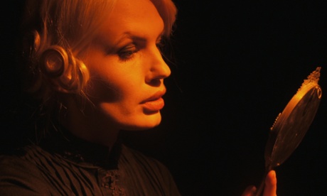 an image from the film accompanying Wunderhorn