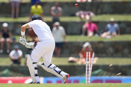 Joe Root loses his wicket by reacting late to a delivery by Jason Holder and playing on, similar to his dismissal in the first innings.