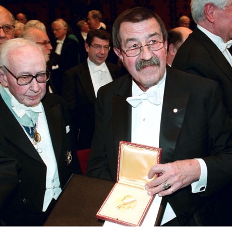 Günter Grass is awarded the Nobel peace prize for literature in 1999.