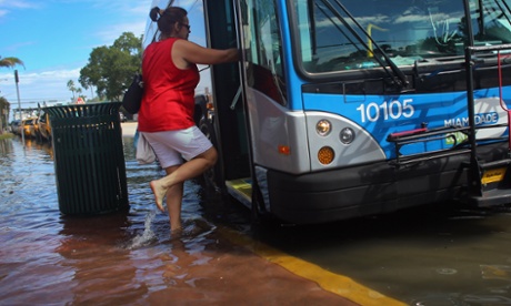 florida bus floodwaters