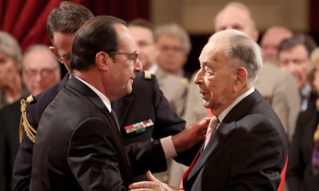 Crémieux-Brilhac receives the Legion d'honneur from François Hollande at the Elysée Palace, Paris, on 18 February 2015.