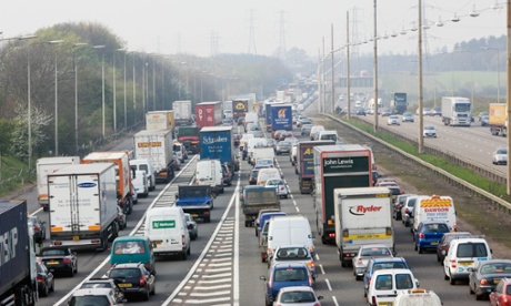 Congested traffic on the M1.