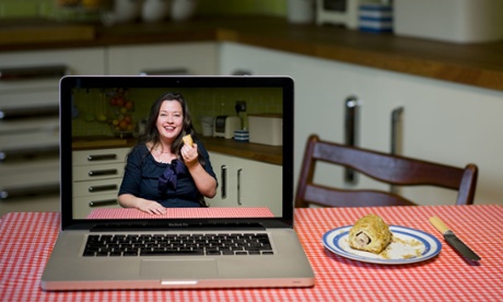 How to be a professional blogger.