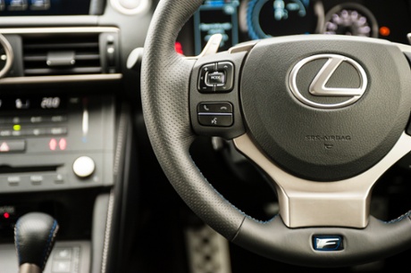 Lexus detail