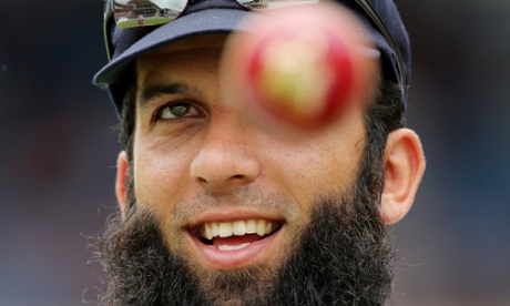 England's Moeen Ali prepares to bowl