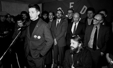 Billy Bragg speaking at the Red Wedge launch at the House of Commons, 1985.