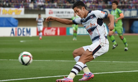Chelsea bid for the FC Tokyo forward Yoshinori Muto but he looks set to join Mainz instead.