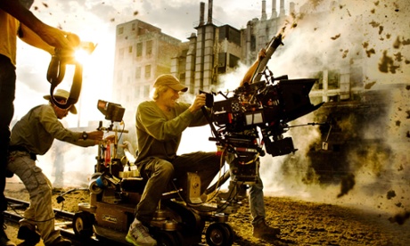 Michael Bay on the Transformers Age of Extinction set
