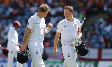 Gary Ballance and Joe Root walk off unbeaten at tea.