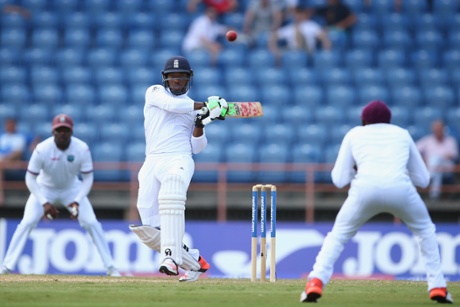 Chris Jordan pulls a delivery from Shannon Gabriel to the onside boundary.