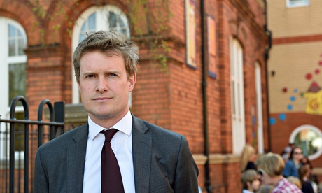 Tristram Hunt Shadow Education Secretary visits Swindon School
