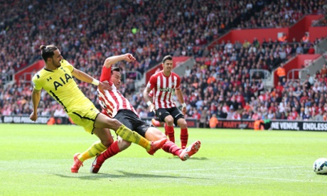 Nacer Chadli strikes back for Tottenham to level scoring.