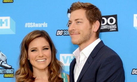 Dan Fredinburg with Sophia Bush at an awards event in Los Angeles in 2013.