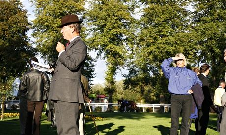 Windsor racecourse hosts a six-race evening card on Monday