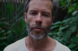 Guy Pearce in the Save Our Boys video