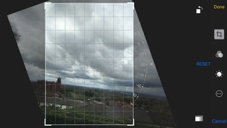02 Straighten photos in iOS