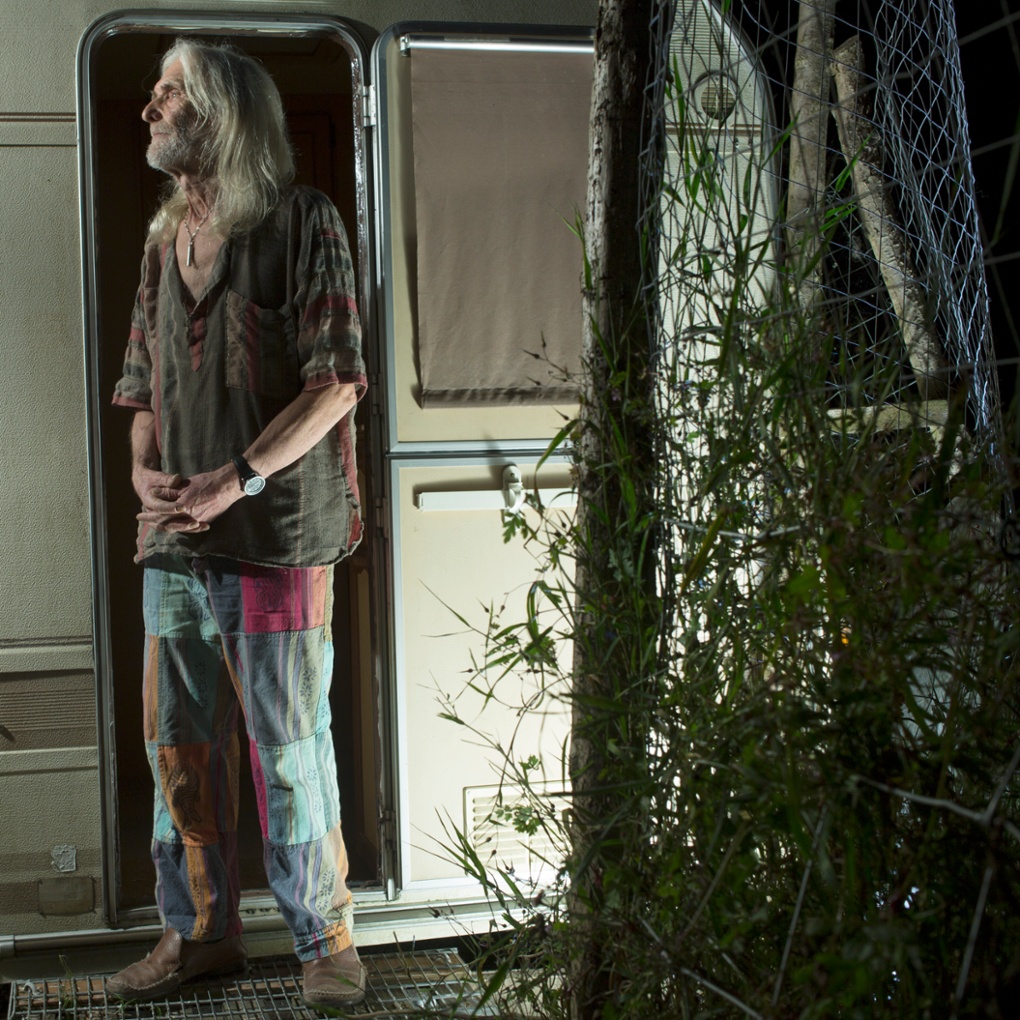 Roger, 71, Worthing.