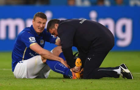 Robert Huth receives treatment.
