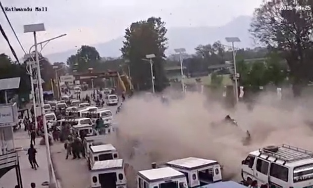 Nepal earthquake: CCTV from Kathmandu captures building collapse – video