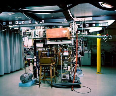 Z-Pinch PLasma Lab, Weizmann Institute, Rehovot, 2011 by Thomas Struth.