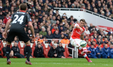 Mesut Özil makes it two nil to the Arsenal.
