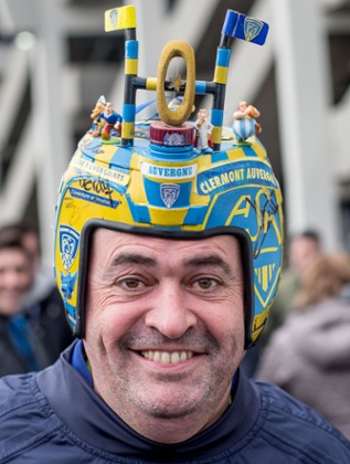 Big look, Clermont fan.