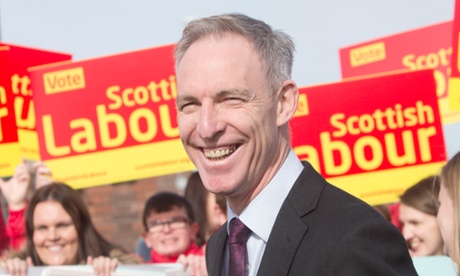 Jim Murphy says Scottish voters should tune in to the Scottish leader's debate as the SNP has not been tested enough on its policy promises.