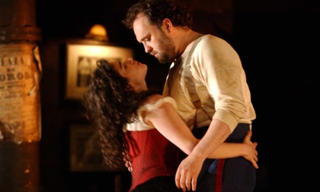 Rinat Shaham as Carmen and Paul Charles Clarke as Don José at Glyndebourne, 2004.