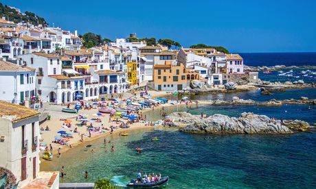 the lovely beach town 
coastline of Palafrugell