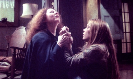 Piper Laurie and Sissy Spacek in Brian de Palma's 1976 film.