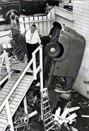 Unknown photographer (Auto), Brooklyn.