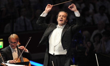 A high emotional pitch … conductor Juanjo Mena