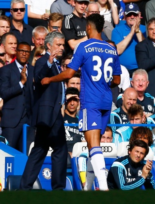 Jose Mourinho as he brings off Ruben Loftus Cheek.