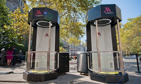 Marriot Hotels’ virtual reality teleporter campaign 