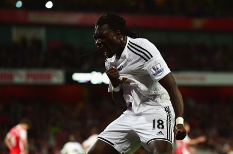 Bafetibis Gomis celebrates.