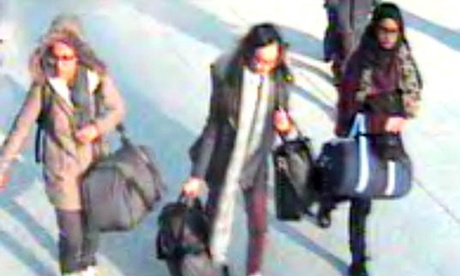 (L to r) Amira Abase, Kadiza Sultana and Shamima Begum at Gatwick airport in February, on their way to Syria.