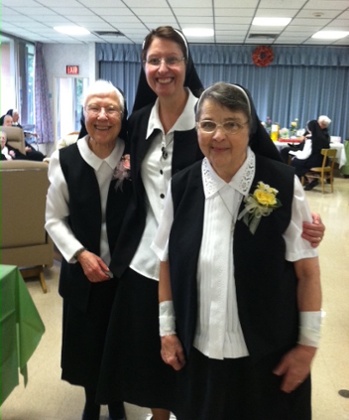 Sr Joann Marie SCC (centre) with Sr Jeanette SCC and Sr Celia SCC who are first and fifth grade teachers respectively