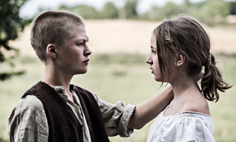 1864: Young Laust Jensen (Sylvester Byder) and Young Inge (Fanny Leander Bornedal)