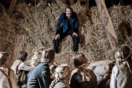 Didrich enthralling the estate children with his bloodthirsty tales of war