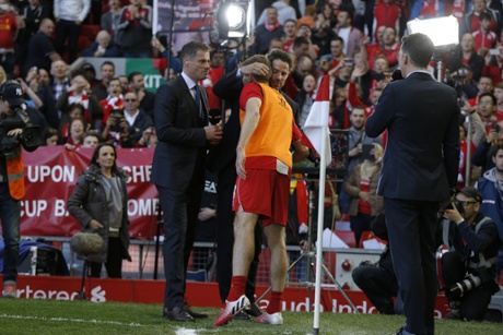 Gerrard with the Sky boys and former team-mates Jamie Carragher and Jamie Redknapp.