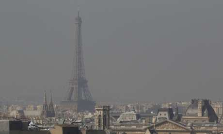 A view of the Eiffel Tower and the city surrounded by high levels of air pollution on March 23, 2015 in Paris, France. Paris authorities have introduced emergency measures to help control pollution levels, such as alternate driving days in Paris, limiting cars to 20 kilometers per hour and vehicles with number plates ending in an even number will be banned from the roads of Paris and surrounding suburbs.