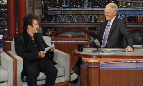 Al Pacino makes a surprise appearance to help Letterman read the top 10 list.