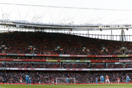 There's quite a few empty seats at the Emirates tonights which suggests the Arsenal fans couldn't-be-arsed.
