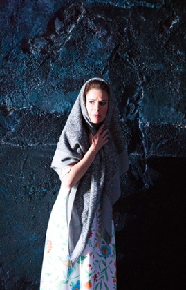 Ana Maria Martinez as the 'troubled, impassioned' Paolina.