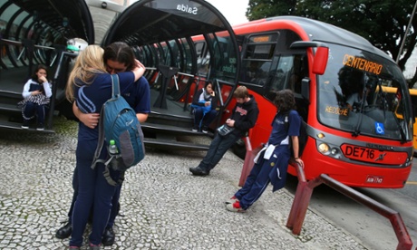 Jaime Lerner gave the stations a distinctive look by placing them in futuristic glass tubes.