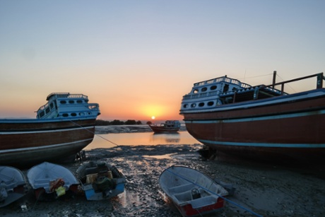 The end of the fishermen's day.