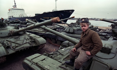 Soviet tanks await shipment from Rostov, Germany, in 1991