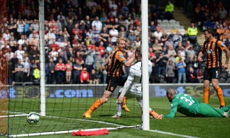 Paul McShane stabs the ball home but the goal is disallowed for offside.