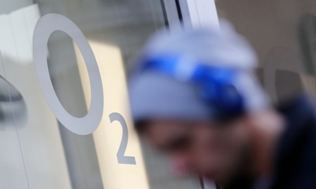 O2 mobile phone shop in central London