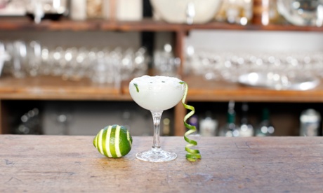 Perfect summer tonic … Sipsmith and Jude's gin and tonic flavoured ice-cream.